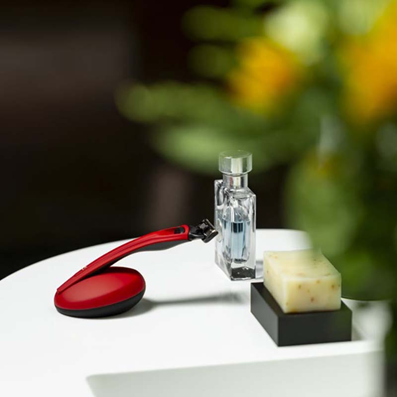 Bolin Webb product design razor